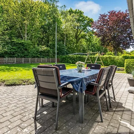 Stunning In With Kitchen Сasa de vacaciones *