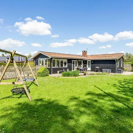 Stunning In With Kitchen *