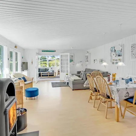 Stunning In With Kitchen Slagelse